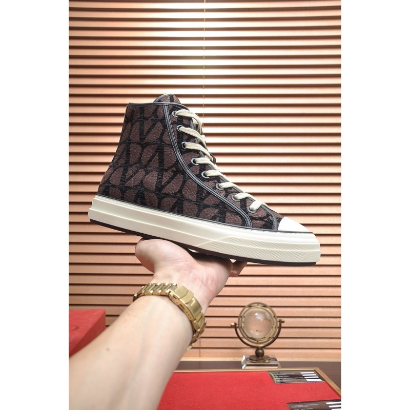 Valentino Sneakers